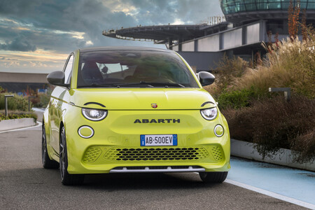 Abarth 500e 2023