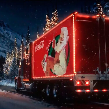 La IA usada por Coca-Cola en su anuncio navideño sigue dividiendo al mundo: puede no haber requerido menos gente, pero da miedo