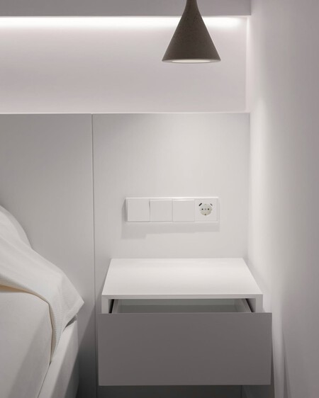 Dormitorio En Este Proyecto Creamos Un Cabezal De Cama Con Iluminacion Indirecta Integrada En 2