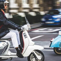 Reino Unido acaba de revolucionar algo tan simple como echar gasolina barata. El truco se llama 'Fuel Finder'