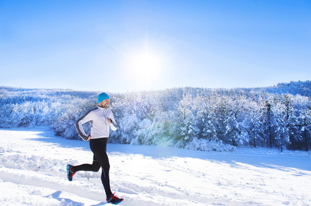 Salir a correr con frío: las prendas que mejor te protegen de las bajas temperaturas