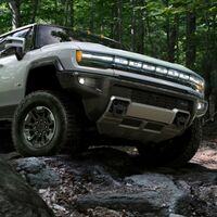 General Motors no quiere soluciones a medias: pasa de los híbridos y aumenta la inversión en coches eléctricos