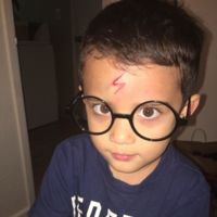 La inventiva de una madre: cómo convertir una herida en un disfraz de Harry Potter 