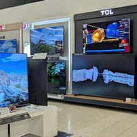 Carrefour está liquidando esta tele OLED de 55 pulgadas y te regala un cupón de casi 150 euros