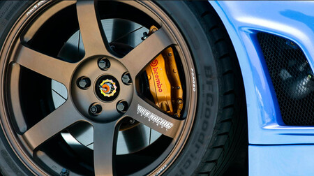 Nissan Skyline GT-R V-Spec II R34 ex Paul Walker