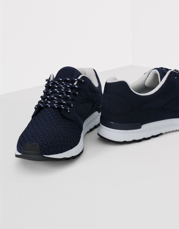 Las rebajas ya han comenzado en Pull&Bear Zapatillas deportivas