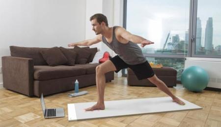 Una alfombra de yoga que además, es un entrenador virtual