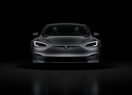 Elon Musk analiza la idea de instalar una fábrica de Tesla en México