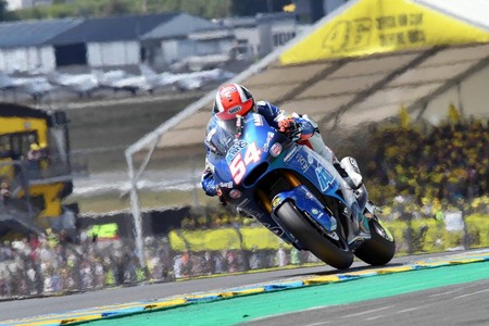 Mattia Passini se impone al tráfico de Moto2 para lograr su primera pole de 2018 en Italia