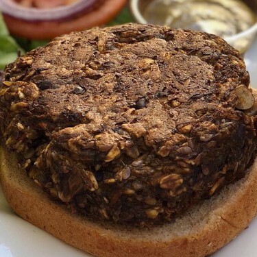 Cómo hacer hamburguesas con 1 lata de atún y avena para el fin de quincena