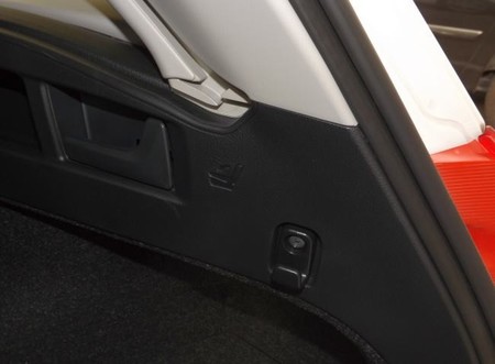 toyota_auris_ts_hybrid