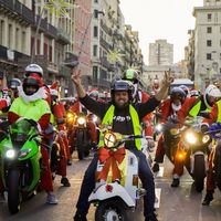 El Ayuntamiento de Barcelona no quiere más 'papanoeladas' en moto: "Hacen ruido y contaminan"