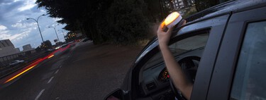 En el negocio de las balizas V16 conectadas ya hay un ganador: China. De 27 fabricantes, solo siete son españoles