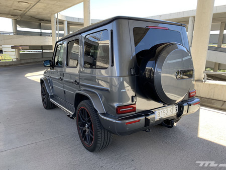 Mercedes-AMG G63 trasera lateral