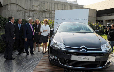 El coche del año en España está bajo sospecha