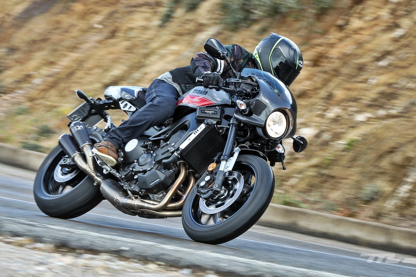 Probamos la Yamaha XSR900 Abarth, una delicia emocionante limitada a 675 unidades