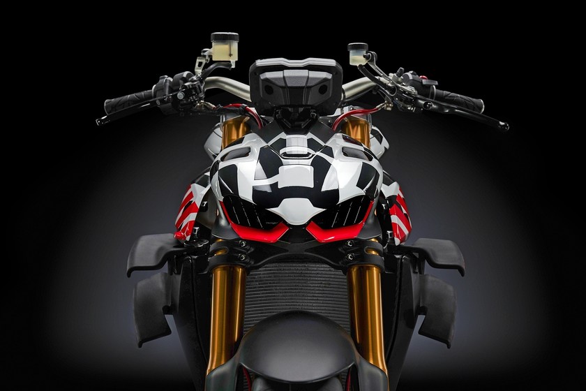 www.motorpasionmoto.com