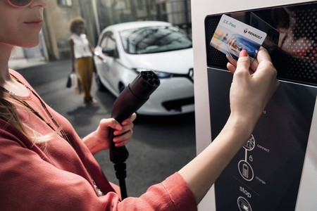 Renault abre la puerta al estándar CCS Combo en sus futuros modelos eléctricos