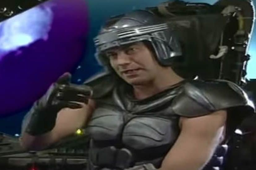 Cuando Bertín Osborne se convirtió en un basurero galáctico: la historia de 'Scavengers'