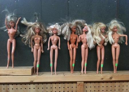 ¿Induce la Barbie a problemas alimentarios?