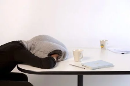 Una almohada de mesa