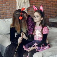 Como limpiar la piel de los peques de la casa después del maquillaje de Halloween 