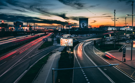Un estudio justifica la necesidad de reducir la velocidad máxima a 70 u 80 km/h en carreteras convencionales