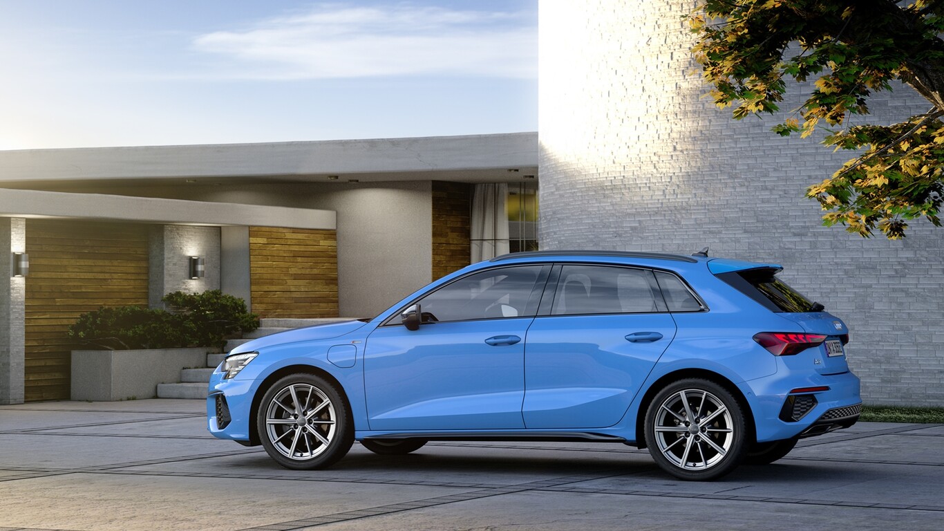 El Audi A3 Sportback 40 TFSIe híbrido enchufable llega con 65 km de