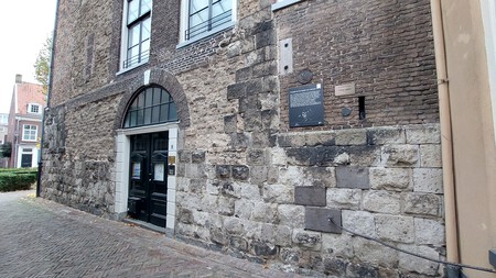 Casa Mas Antigua De Holanda 1