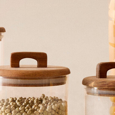 Un día eres joven y al otro ordenas la despensa con tarros: estos de Zara Home son una buena opción que además decora