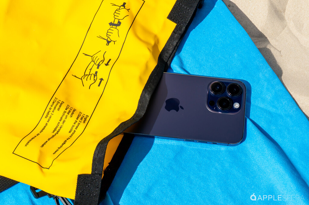 Sí sólo pudiera elegir un accesorio para llevarme el iPhone a la playa, sería éste Sí sólo pudiera elegir un accesorio para llevarme el iPhone a la playa, sería éste