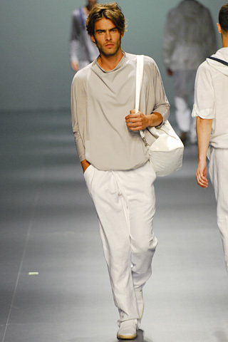 Adolfo Domínguez, Primavera-Verano 2010, en la Cibeles Fashion Week