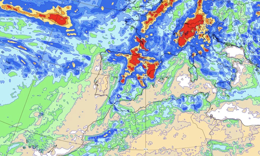 No es solo una nueva DANA: AEMET tiene claro que agosto va a despedirse con fuertes tormentas y chubascos 