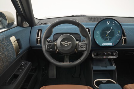 MINI Countryman interior