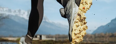 Estas zapatillas impermeables de Salomon son la mejor compra para las lluvias de primavera a precio rebajado  