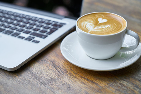 Las cafeterías se reinventan para fidelizar clientes que quieran trabajar en ellas