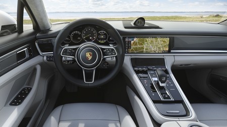 Porsche Panamera Turbo S E Hybrid Sport Turismo 8