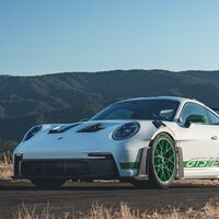 Había una forma de que el Porsche 911 GT3 RS fuera todavía más sexy: vistiéndolo de Carrera RS