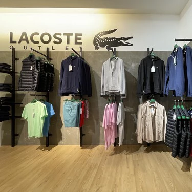 Lacoste Tui