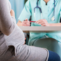 "Gracias a mi matrón gané confianza como madre", mi experiencia con estos profesionales en el 'Día Internacional de la Matrona'