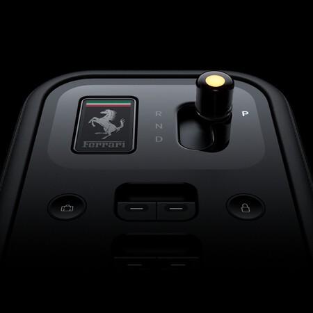 Ferrari Luce Shifter Hero Srgb 6k 72dpi 1x1 1024x768