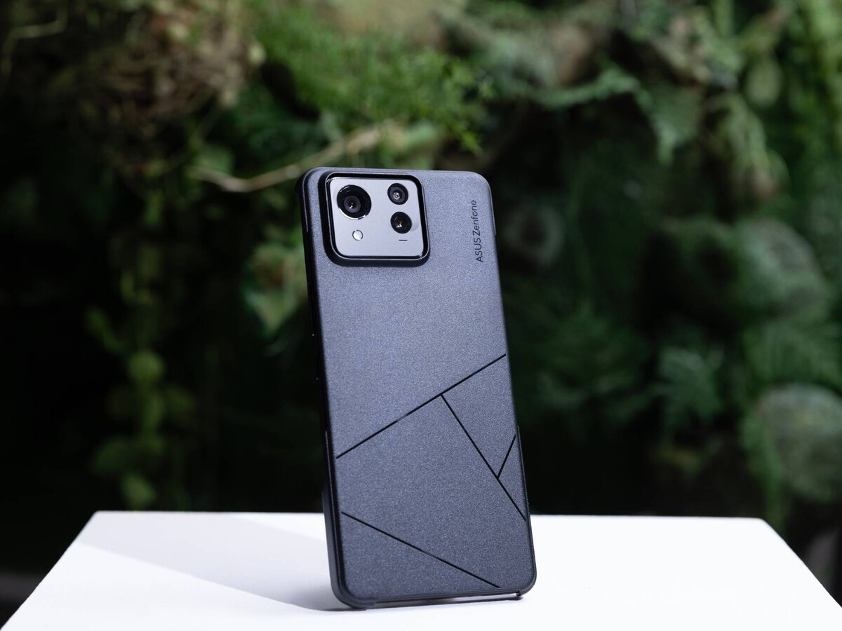 Zenfone 11 Ultra 512GB　エターナルブラック 51nyl3sO5pL._AC_UF350,