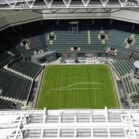 ¡Match point! La primera vez que verás la silueta del Jaguar XF Sportbrake será sobre la pista de Wimbledon 