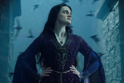 Gayle Rankin, actriz de 'La casa del dragón', comenta cómo se rodó la extraña cena del último episodio: "Hay un vínculo traumático real"