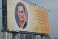 Si viajas a Tailandia... guarda respeto al Rey