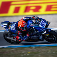 Can Öncü gana el duelo de las Yamaha R9 en Assen con un adelantamiento polémico a Stefano Manzi en la chicane 