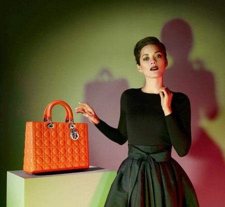 Marion Cotillard no se gusta, se encanta vestida de Dior