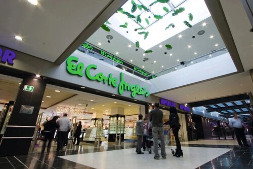 Mizuno a mitad de precio: El Corte Inglés se deshace de todo el stock de prendas deportivas desde 18 euros en su outlet