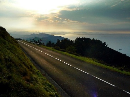 ¿Cuánto me cuesta hacer 100 km con mi coche?