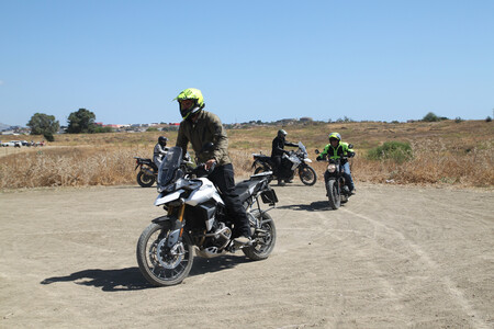 La Triumph Adventure Experience llega a España con cursos de conducción por niveles y experiencias off-road desde 299 euros